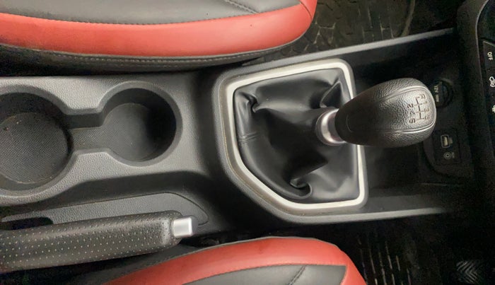 2017 Hyundai Creta SX PLUS 1.6 DIESEL, Diesel, Manual, 72,553 km, Gear Lever