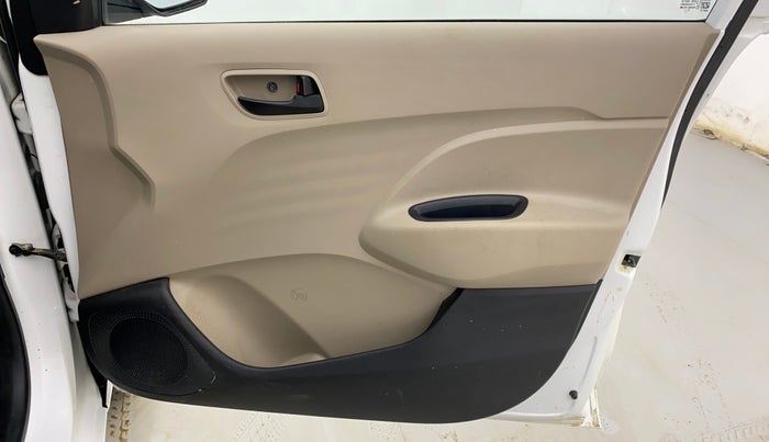 2019 Hyundai NEW SANTRO ERA EXECUTIVE, Petrol, Manual, 57,810 km, Driver Side Door Panels Control