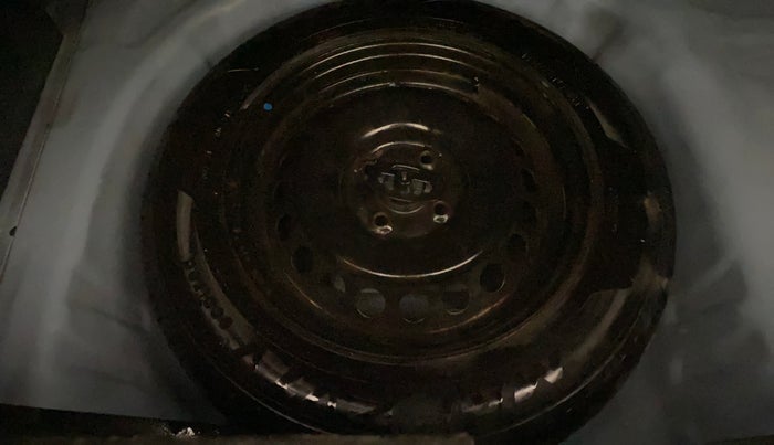 2017 Maruti Baleno DELTA PETROL 1.2, Petrol, Manual, 92,481 km, Spare Tyre