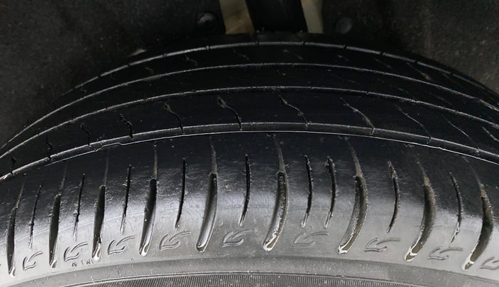 2020 Maruti Vitara Brezza VXI, Petrol, Manual, 40,912 km, Left Rear Tyre Tread