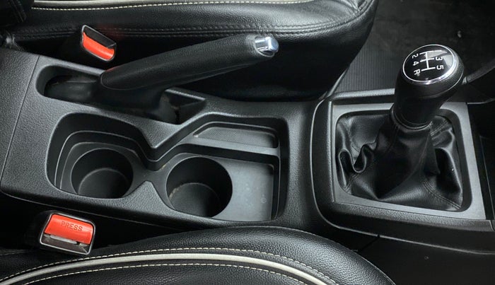 2020 Maruti Vitara Brezza VXI, Petrol, Manual, 40,912 km, Gear Lever