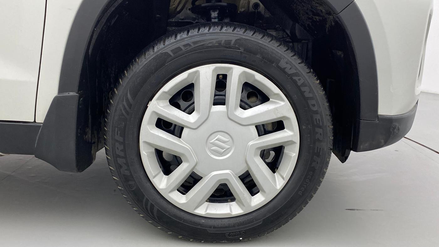 2020 Maruti Vitara Brezza VXI, Petrol, Manual, 40,912 km, Right Front Wheel