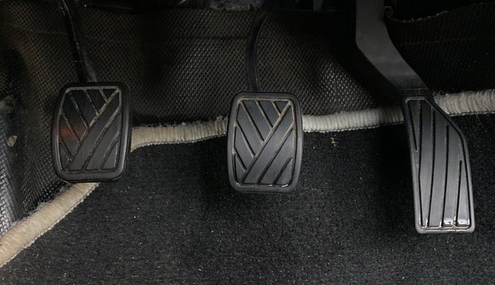 2020 Maruti Vitara Brezza VXI, Petrol, Manual, 40,912 km, Pedals