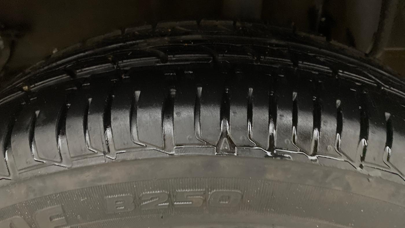 2023 Tata Tiago XT CNG, CNG, Manual, 22,125 km, Left Rear Tyre Tread