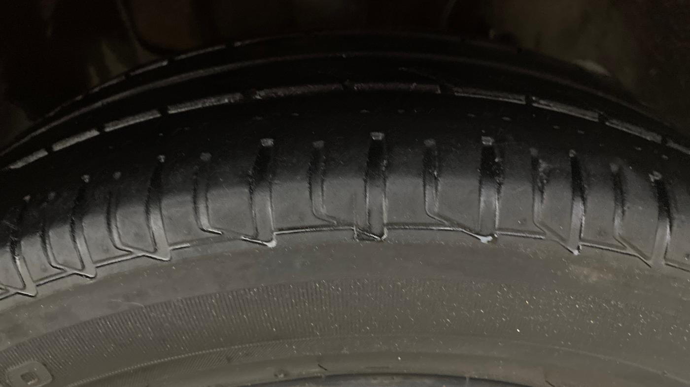2023 Tata Tiago XT CNG, CNG, Manual, 22,125 km, Right Front Tyre Tread