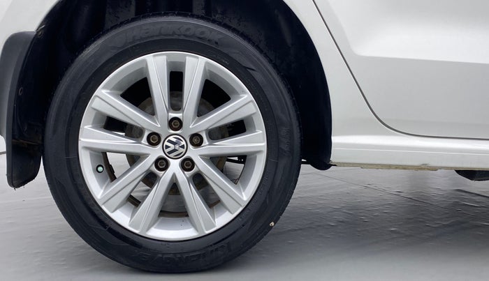 2015 Volkswagen Polo GT TSI 1.2 PETROL AT, Petrol, Automatic, 1,11,978 km, Right Rear Wheel