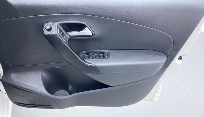 2015 Volkswagen Polo GT TSI 1.2 PETROL AT, Petrol, Automatic, 1,11,978 km, Driver Side Door Panels Control