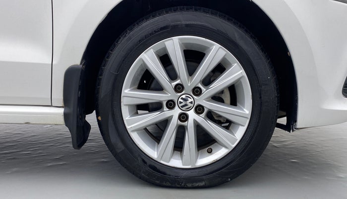 2015 Volkswagen Polo GT TSI 1.2 PETROL AT, Petrol, Automatic, 1,11,978 km, Right Front Wheel