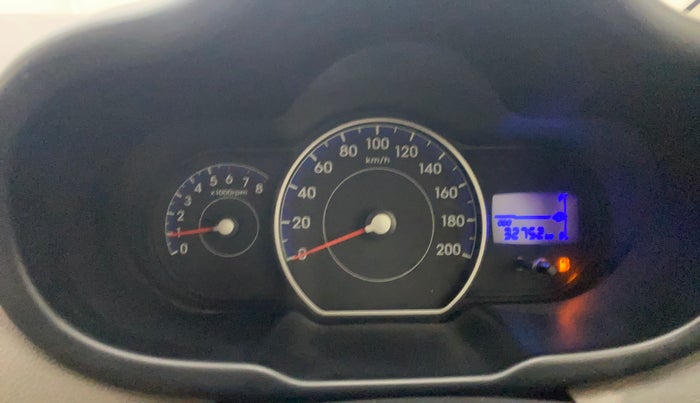 2016 Hyundai i10 SPORTZ 1.1, Petrol, Manual, 32,772 km, Odometer Image