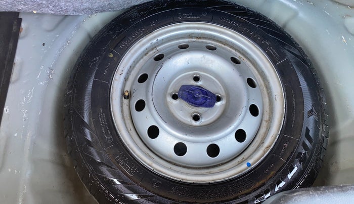 2020 Maruti Swift LXI, Petrol, Manual, 49,708 km, Spare Tyre