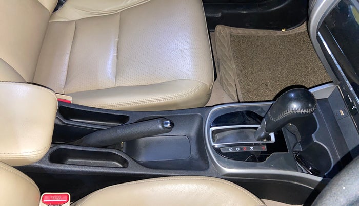 2017 Honda City 1.5L I-VTEC VX CVT, Petrol, Automatic, 1,01,148 km, Gear Lever