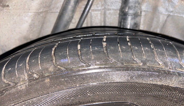 2017 Honda City 1.5L I-VTEC VX CVT, Petrol, Automatic, 1,01,148 km, Left Rear Tyre Tread