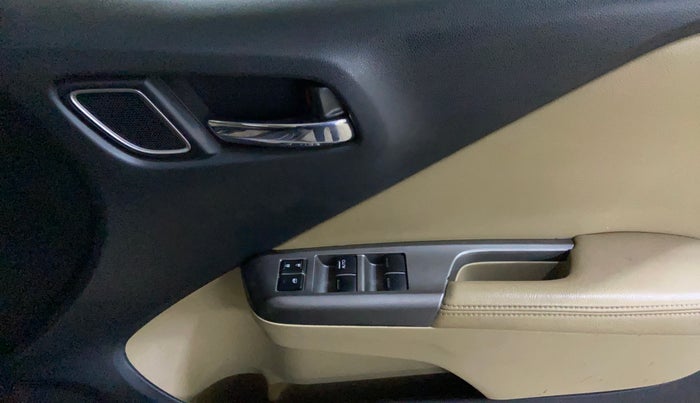 2017 Honda City 1.5L I-VTEC VX CVT, Petrol, Automatic, 1,01,148 km, Driver Side Door Panels Control