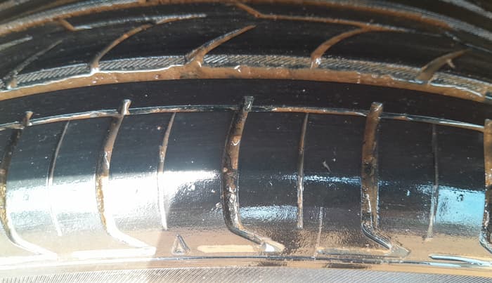 2019 Mahindra XUV300 W8 (O) 1.5 DIESEL, Diesel, Manual, 1,47,530 km, Right Rear Tyre Tread