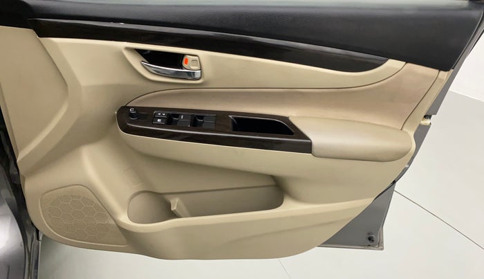 2016 Maruti Ciaz VXI+, Petrol, Manual, 27,576 km, Driver Side Door Panels Control