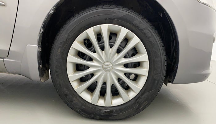 2016 Maruti Ciaz VXI+, Petrol, Manual, 27,576 km, Right Front Wheel