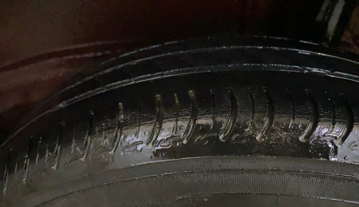 2022 Maruti New Wagon-R ZXI PLUS 1.2 AMT DUAL TONE, Petrol, Automatic, 50,458 km, Left Rear Tyre Tread