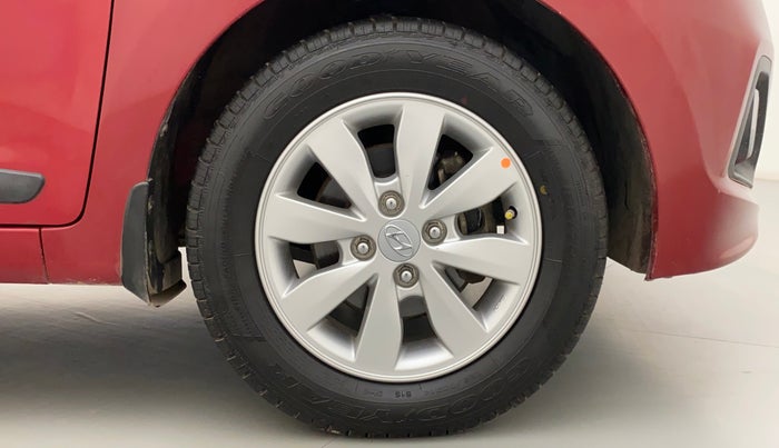 2014 Hyundai Xcent S 1.2, Petrol, Manual, 72,880 km, Right Front Wheel