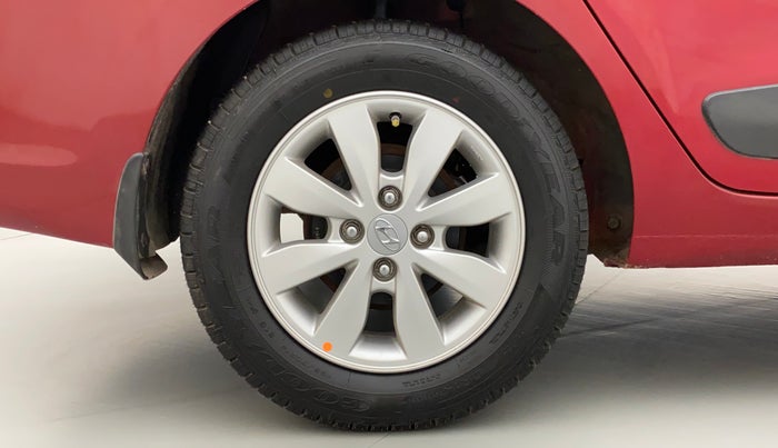 2014 Hyundai Xcent S 1.2, Petrol, Manual, 72,880 km, Right Rear Wheel