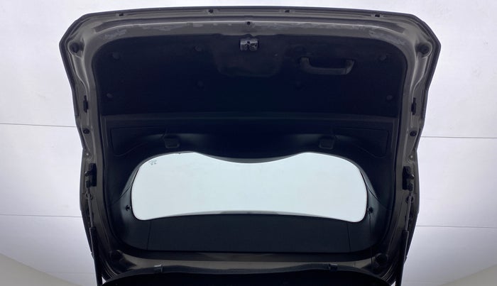 2019 Tata Harrier XM 2.0L Kryotec, Diesel, Manual, 56,950 km, Boot Door Open
