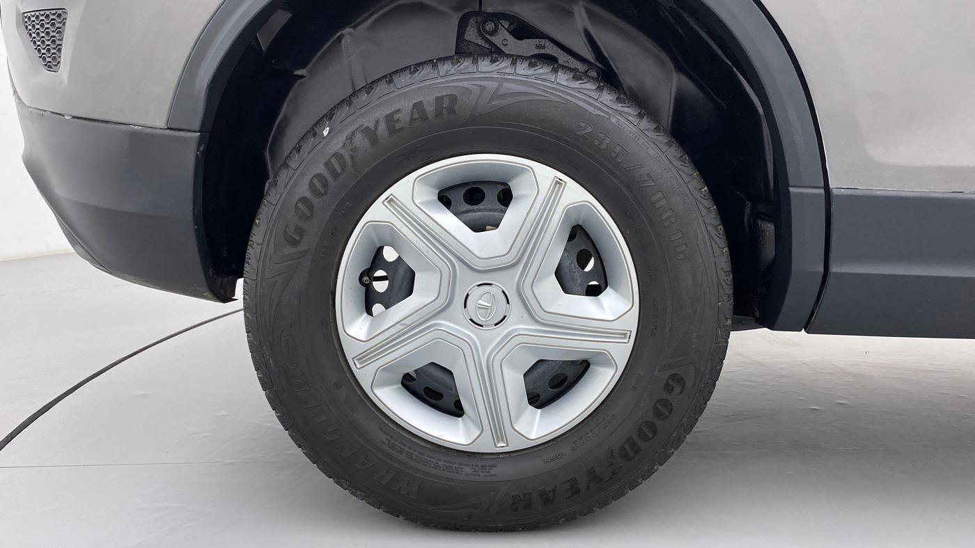2019 Tata Harrier XM 2.0L Kryotec, Diesel, Manual, 56,950 km, Right Rear Wheel