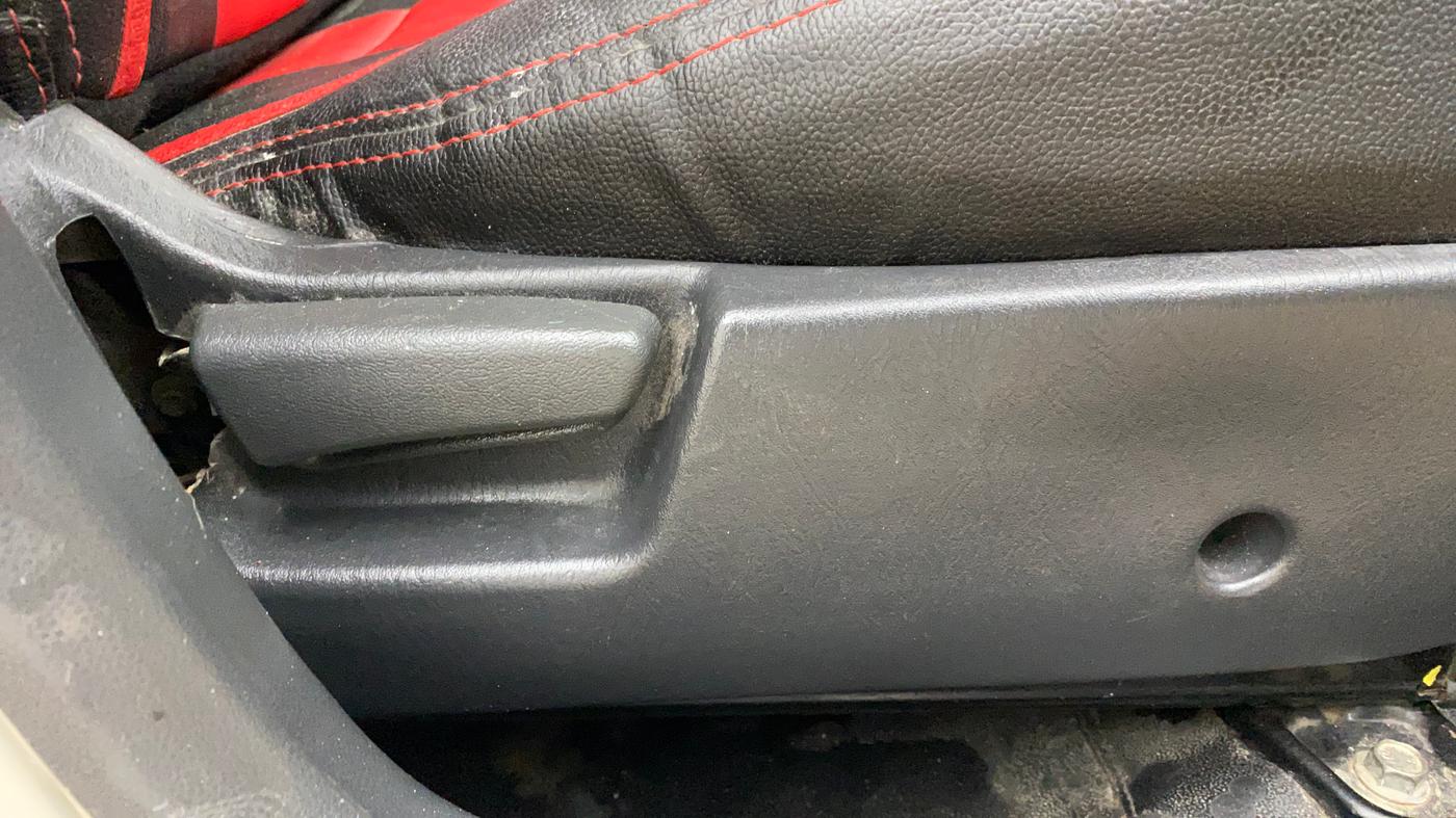 2016 Maruti Alto K10 VXI, Petrol, Manual, 79,319 km, Driver Side Adjustment Panel