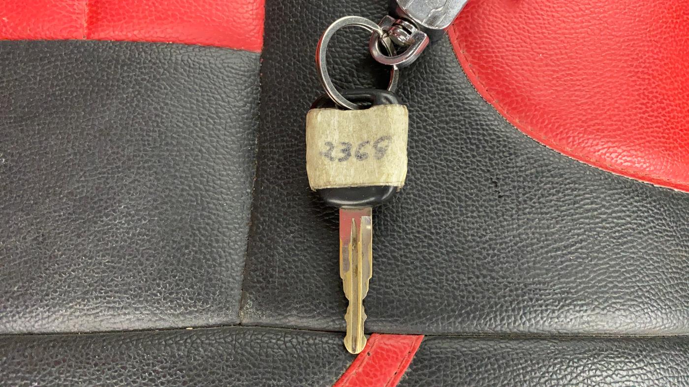2016 Maruti Alto K10 VXI, Petrol, Manual, 79,319 km, Key Close Up
