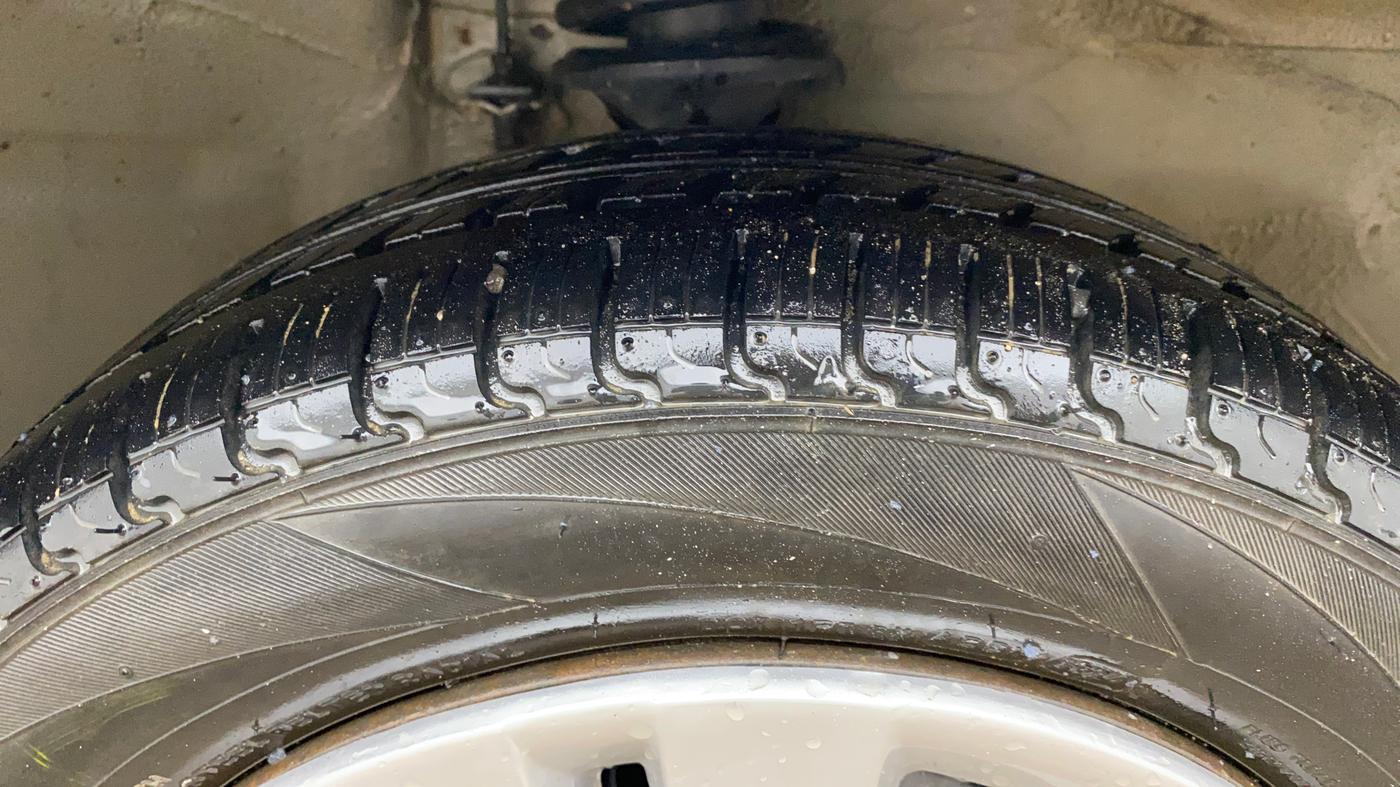 2016 Maruti Alto K10 VXI, Petrol, Manual, 79,319 km, Right Front Tyre Tread