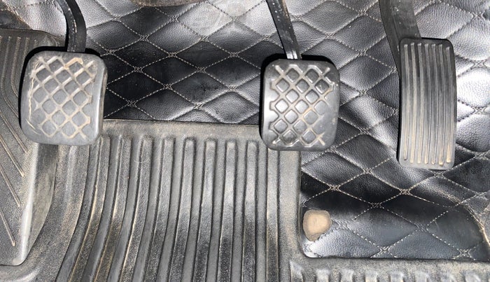 2021 MG HECTOR SHARP 2.0 DIESEL DUAL TONE, Diesel, Manual, 90,805 km, Pedals