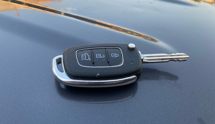 2015 Hyundai Creta S 1.6 PETROL, Petrol, Manual, 85,076 km, Key Close Up