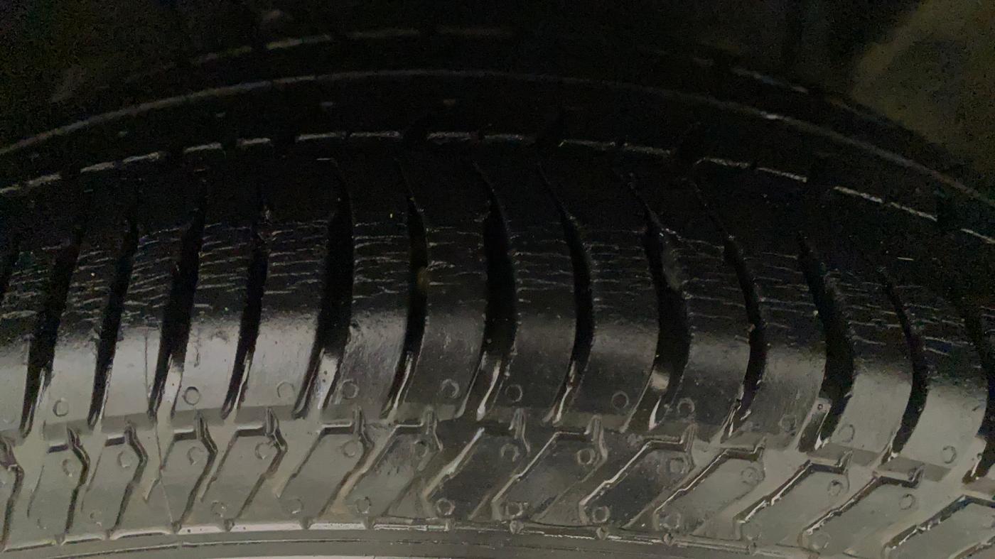 2015 Ford Ecosport TITANIUM 1.5L PETROL, Petrol, Manual, 45,779 km, Left Rear Tyre Tread