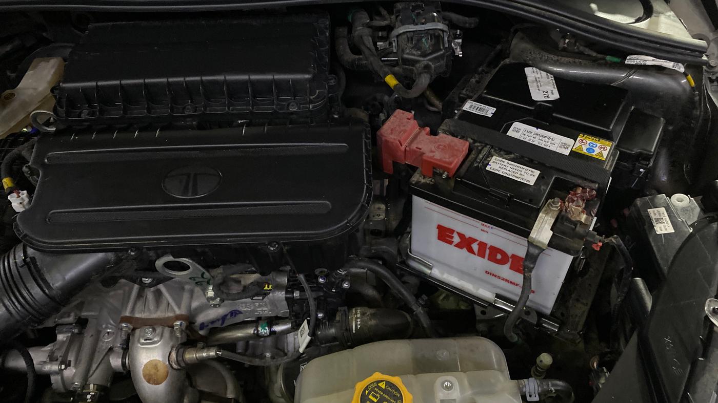 2024 Tata Tiago XTA PETROL, Petrol, Automatic, 8,375 km, Engine View - Left