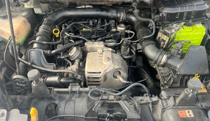 2013 Ford Ecosport TITANIUM 1.0L ECOBOOST, Petrol, Manual, 1,02,167 km, Engine View