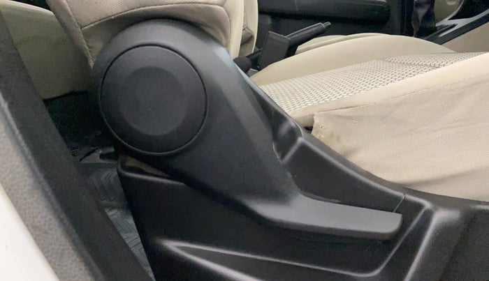 2023 Maruti New Wagon-R LXI CNG 1.0, CNG, Manual, 60,066 km, Driver Side Adjustment Panel