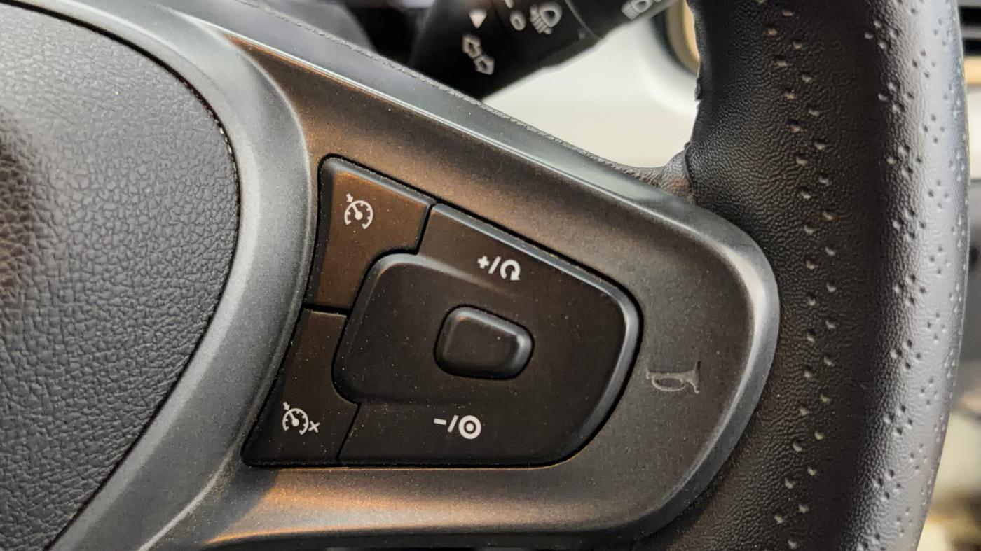 2022 Tata PUNCH ACCOMPLISHED AMT, Petrol, Automatic, 34,452 km, Adaptive Cruise Control