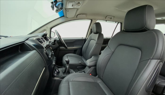 2018 Tata Hexa Varicor 400 XT, Diesel, Manual, 70,950 km, Right Side Front Door Cabin