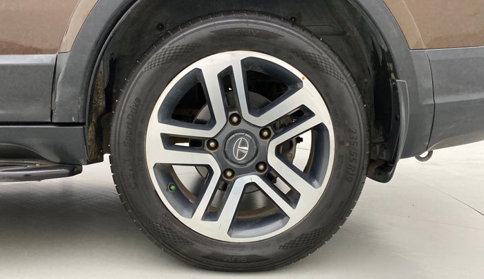 2018 Tata Hexa Varicor 400 XT, Diesel, Manual, 70,950 km, Left Rear Wheel