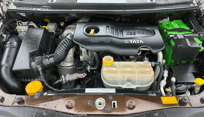 2018 Tata Hexa Varicor 400 XT, Diesel, Manual, 70,950 km, Open Bonet
