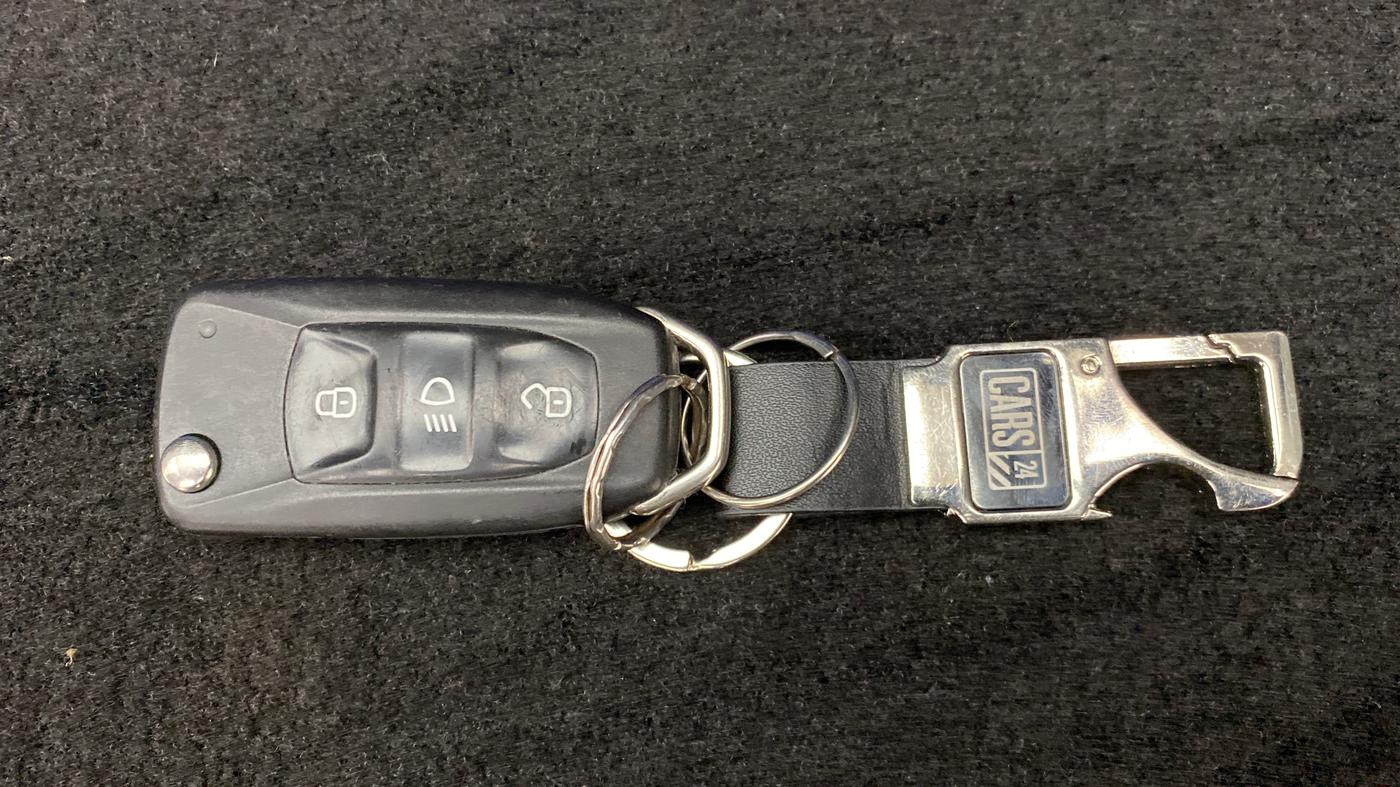 2018 Tata Hexa Varicor 400 XT, Diesel, Manual, 70,950 km, Key Close Up