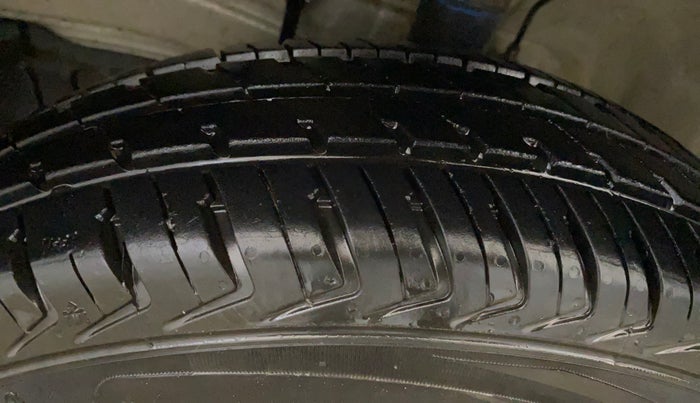 2023 Maruti Alto K10 VXI, Petrol, Manual, 6,232 km, Left Front Tyre Tread