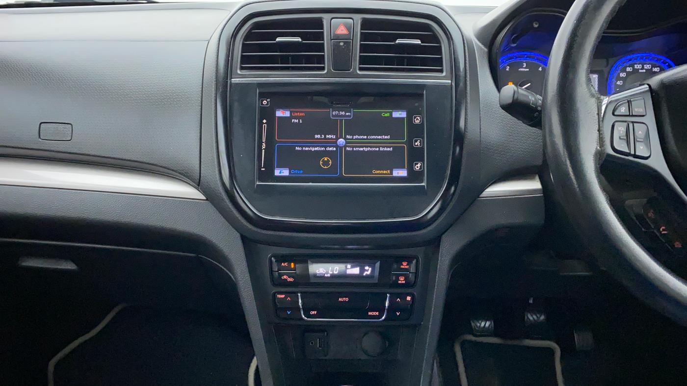 2016 Maruti Vitara Brezza ZDI PLUS DUAL TONE, Diesel, Manual, 85,272 km, Air Conditioner