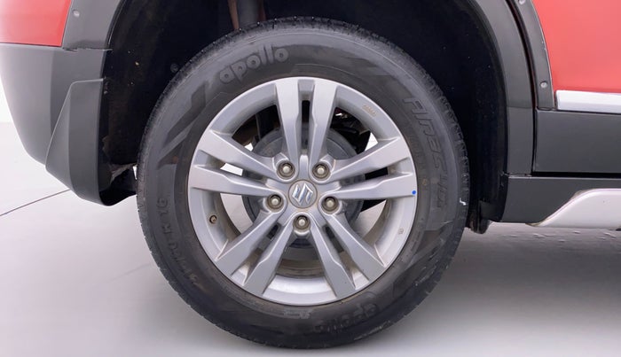 2016 Maruti Vitara Brezza ZDI PLUS DUAL TONE, Diesel, Manual, 85,272 km, Right Rear Wheel