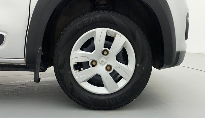 2017 Renault Kwid RXT, Petrol, Manual, 17,729 km, Right Front Wheel