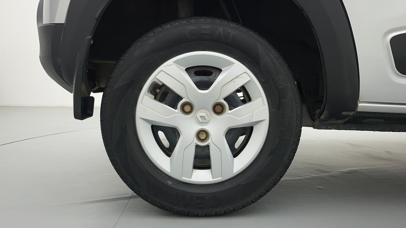2017 Renault Kwid RXT, Petrol, Manual, 17,729 km, Right Rear Wheel