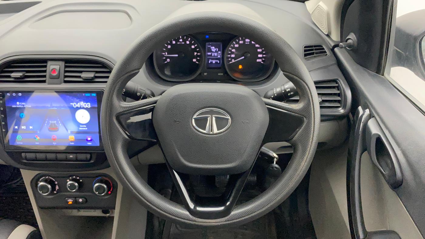 2018 Tata Tiago XM PETROL, Petrol, Manual, 57,439 km, Steering Wheel Close Up