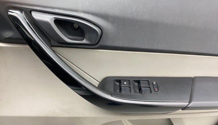 2018 Tata Tiago XM PETROL, Petrol, Manual, 57,439 km, Driver Side Door Panels Control