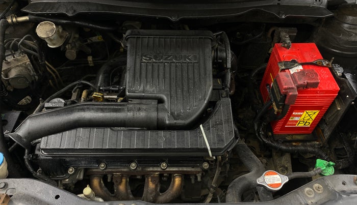 2017 Maruti Swift VXI O, Petrol, Manual, 90,205 km, Engine View