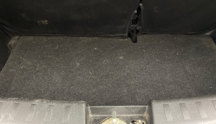 2017 Maruti Swift VXI O, Petrol, Manual, 90,205 km, Boot Inside