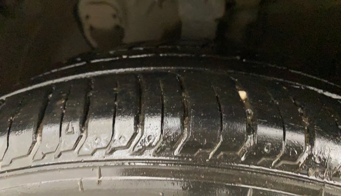 2021 Hyundai NEW I20 ASTA 1.2 AT, Petrol, Automatic, 15,115 km, Left Front Tyre Tread