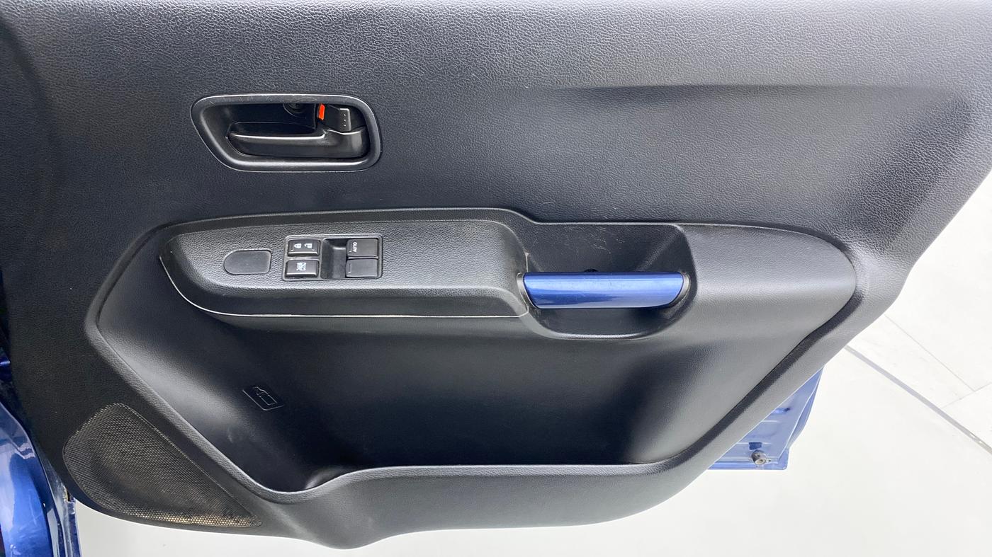 2021 Maruti IGNIS SIGMA 1.2, Petrol, Manual, 22,319 km, Driver Side Door Panels Control